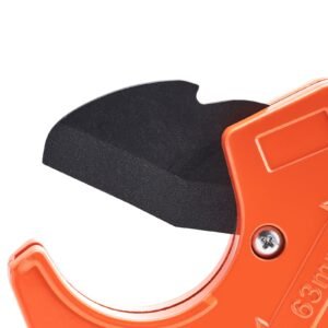pvc pipe cutter, 0 2 1/2" o.d. ratcheting pvc pipe cutter, heavy duty tube cutting tool with spare sk5 blade for pvc, cpvc, pp r, pex, pe, rubber hoses
